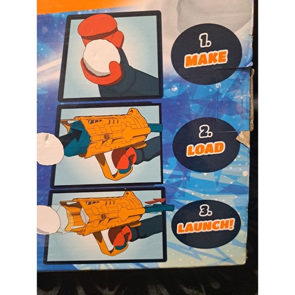 Sno-Striker Snowball Launcher Winter Snow Fun Ideal  NEW Snowball Fight Snow Day - Picture 5 of 9